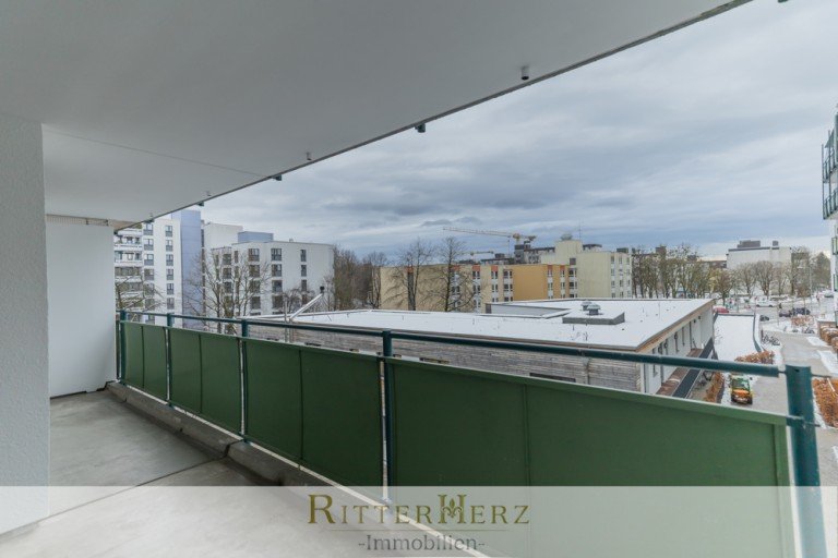 S�dbalkon M�nchen Etagenwohnung ***VERMIETET***ERSTBEZUG NACH RENOVIERUNG! Viel Platz mit Weitblick und nah an der U-Bahn!