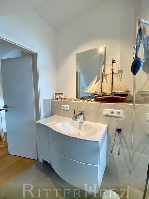 Dachgeschosswohnung M�nchen / Hadern