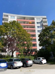  ***VERKAUFT*** Renovieren und einziehen!
Gro�z�gig und ruhig mit Alpenblick!