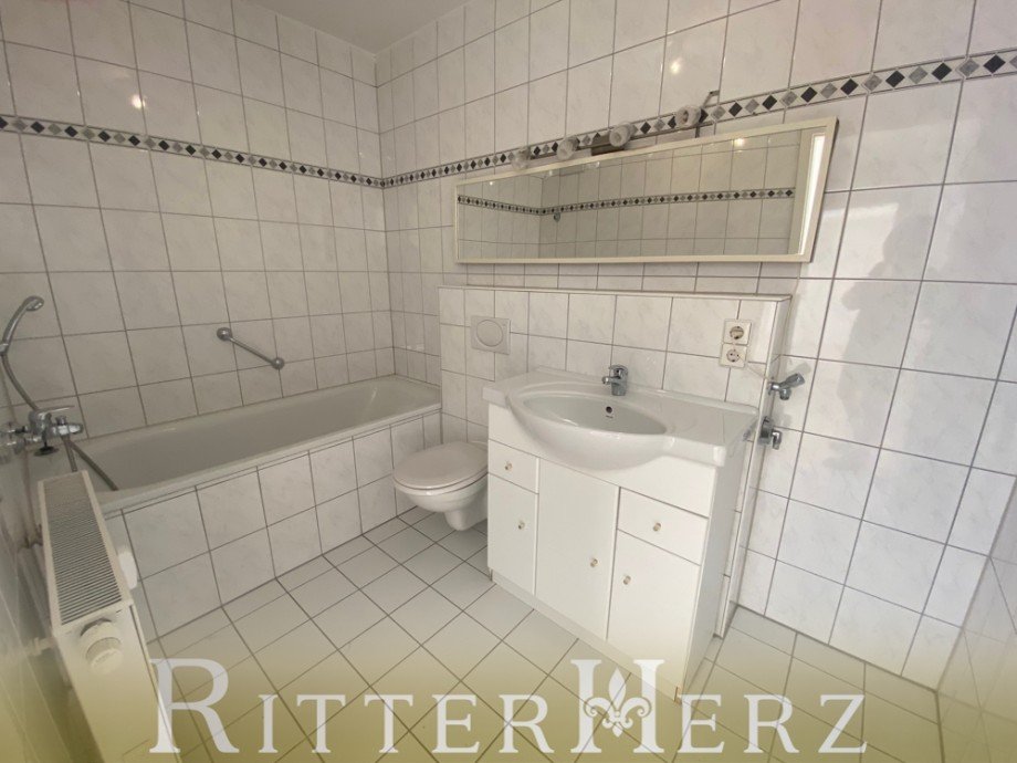  Dachgeschosswohnung M�nchen / Am Hart