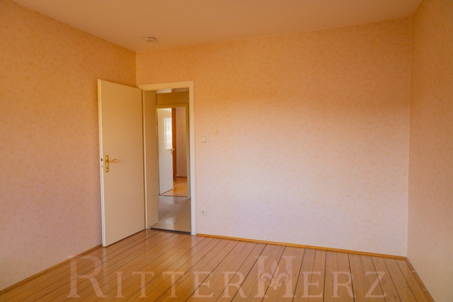 Zimmer 3 im OG Reiheneckhaus Germering / Harthaus