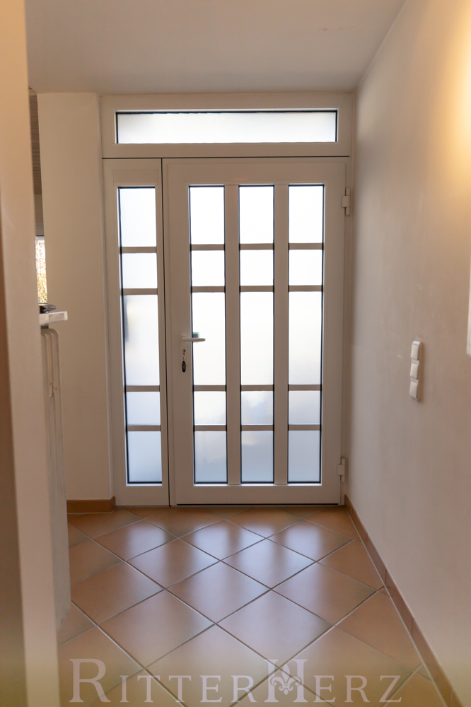  Doppelhaush�lfte Pliening