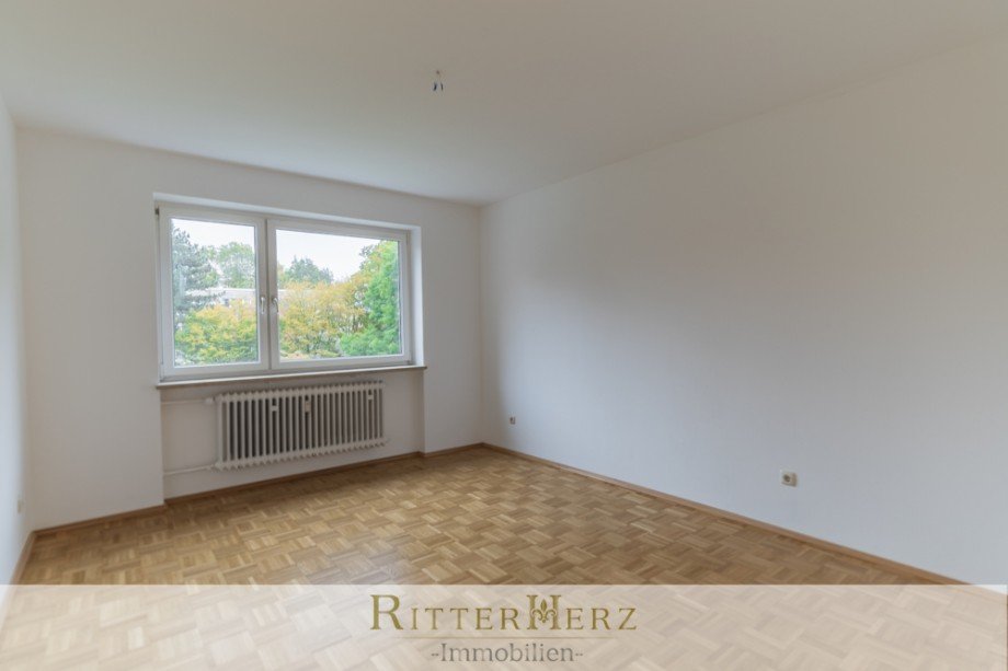 Schlafzimmer II Etagenwohnung M�nchen / Kleinhadern
