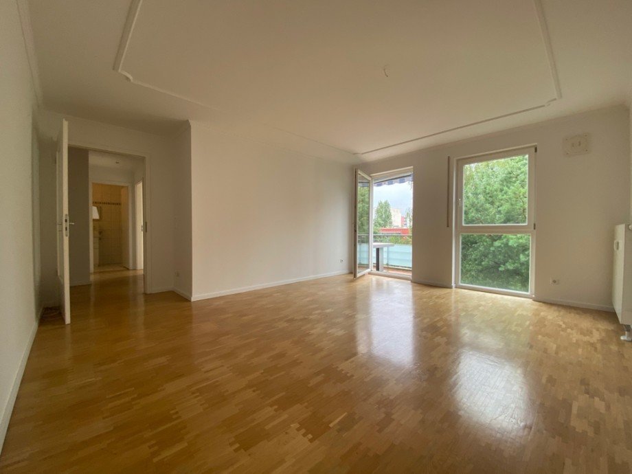  Dachgeschosswohnung M�nchen / Am Hart