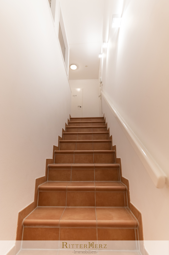 Treppe rauf Maisonettewohnung M�nchen