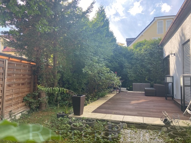  M�nchen / Untermenzing Wohngrundst�ck *****VERKAUFT! ****GRUNDST�CK MIT ALTBESTAND! Bauen Sie Ihr Doppelhaus oder Mehrfamilienhaus!