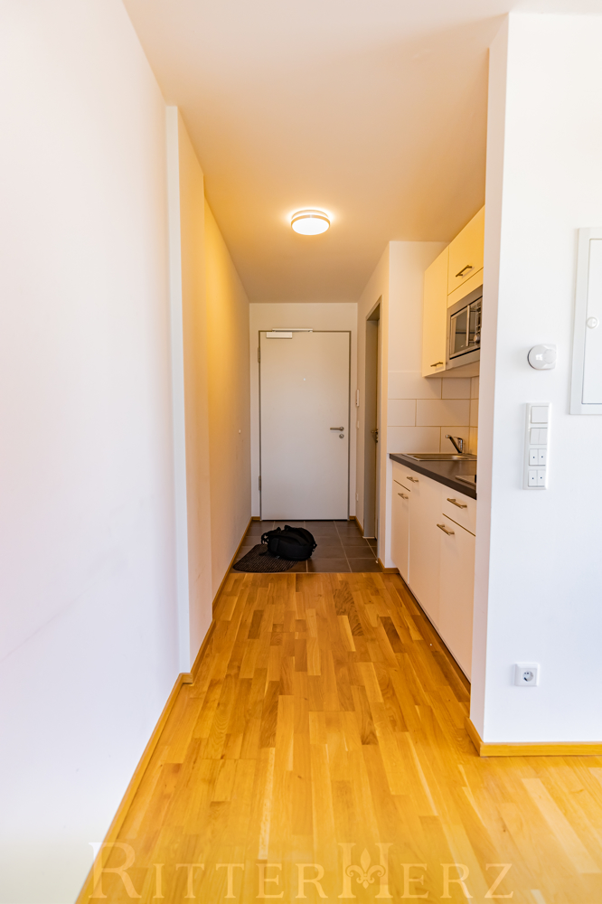 WG zur WG -T�r Dachgeschosswohnung M�nchen