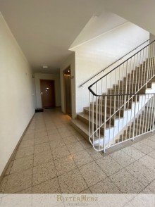  ***VERKAUFT*** Renovieren und einziehen!
Gro�z�gig und ruhig mit Alpenblick!