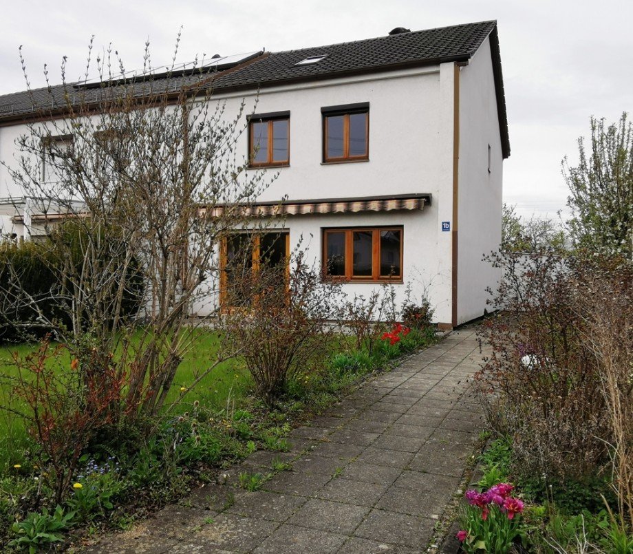 Gartenimpressionen S�dgarten Reiheneckhaus Germering / Harthaus