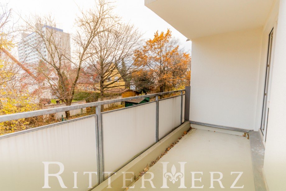 Balkon vom Schlafzimmer Etagenwohnung M�nchen