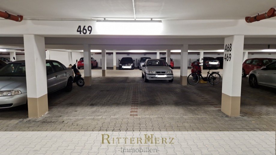 Stellplatz Etagenwohnung M�nchen / Freimann