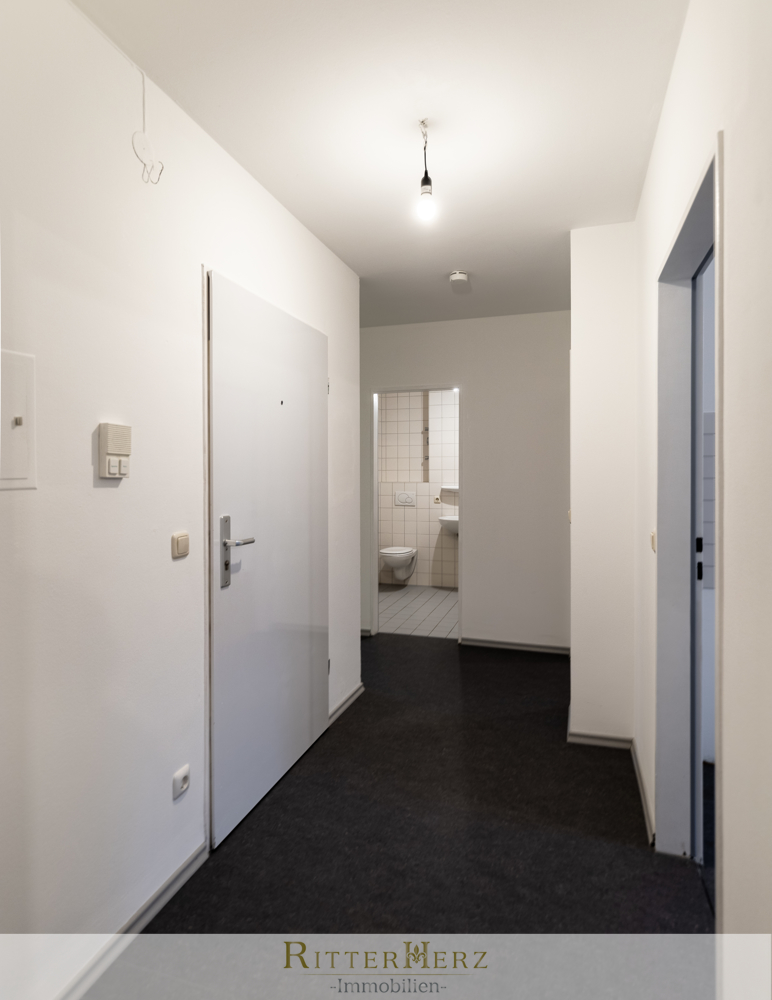 Flur Etagenwohnung M�nchen / Kleinhadern
