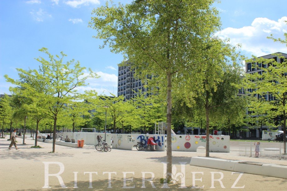 Arnulfpark vor der T�r Etagenwohnung M�nchen