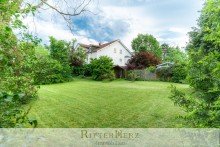  ***VERKAUFT!***Gro�z�giges Baugrundst�ck in zentraler Lage!