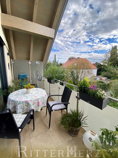  Dachgeschosswohnung M�nchen / Hadern