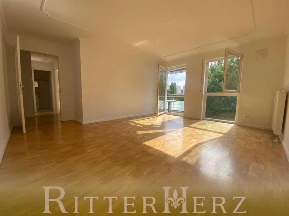  Dachgeschosswohnung M�nchen / Am Hart