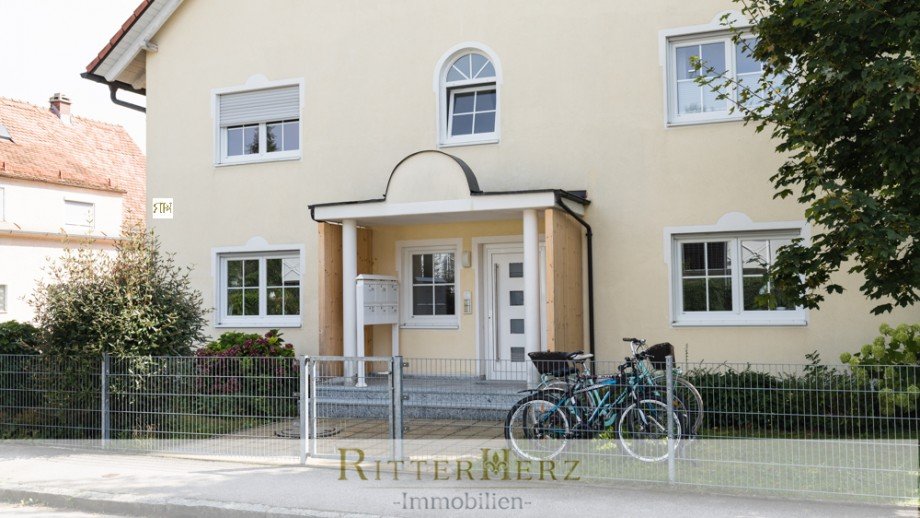 Hauseingang Etagenwohnung M�nchen