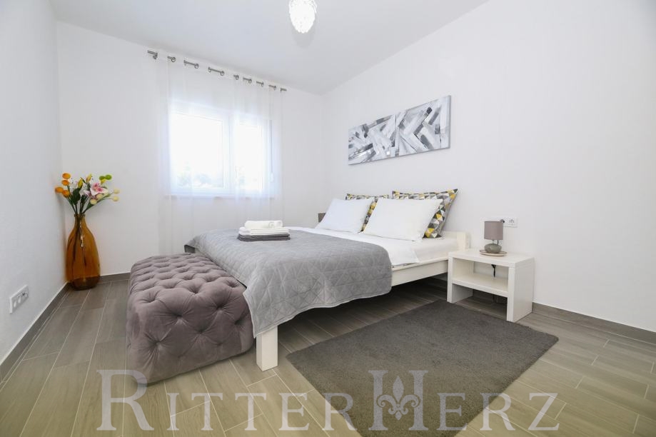  Mehrfamilienhaus Kastel Kambelovac