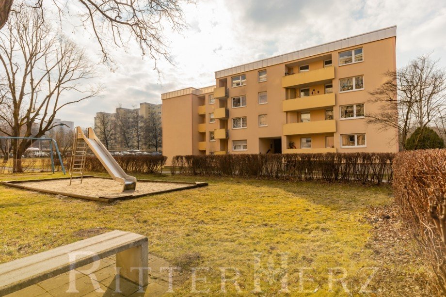 Ostseite Erdgeschosswohnung M�nchen