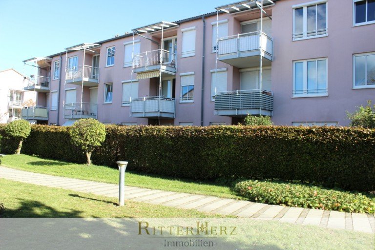Balkon Westseite M�nchen / Freimann Etagenwohnung **Verkauft**In gr�ner Oase direkt am Nordpark - sehr gute Infrastruktur!