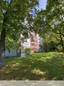  ***VERKAUFT*** Renovieren und einziehen!
Gro�z�gig und ruhig mit Alpenblick!
