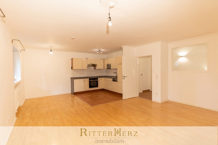 EG - Wohnen/Essen/Kochen Maisonettewohnung M�nchen