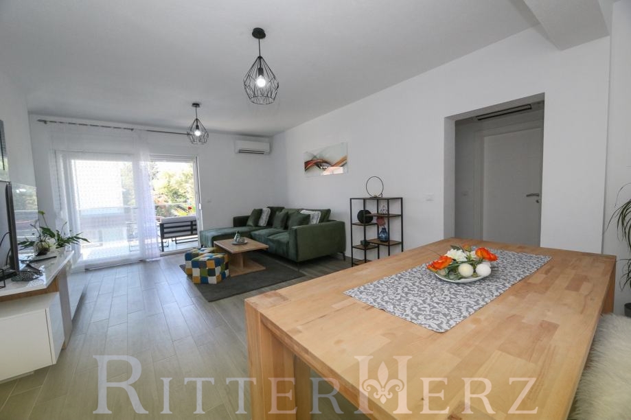  Mehrfamilienhaus Kastel Kambelovac