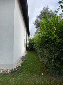  ***VERKAUFT! *** Uneinsehbarer ca.166 qm Traumgarten mit U-Bahn Anschluss im 4 Parteien-Haus!