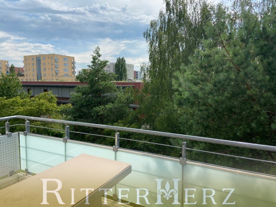  Dachgeschosswohnung M�nchen / Am Hart