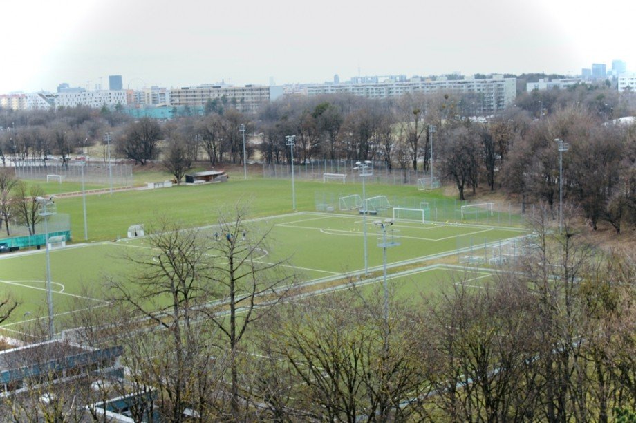 Weitblick aus dem Balkon Etagenwohnung M�nchen