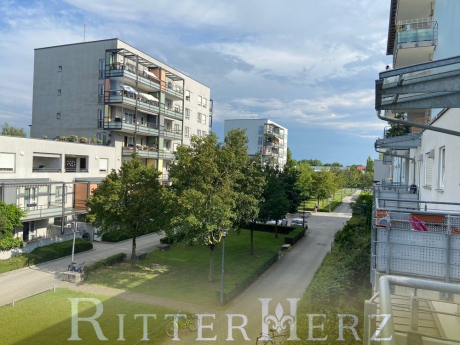  Dachgeschosswohnung M�nchen / Am Hart