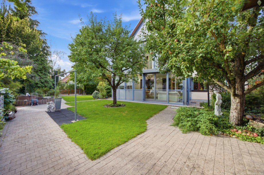  Einfamilienhaus K�nigsbrunn