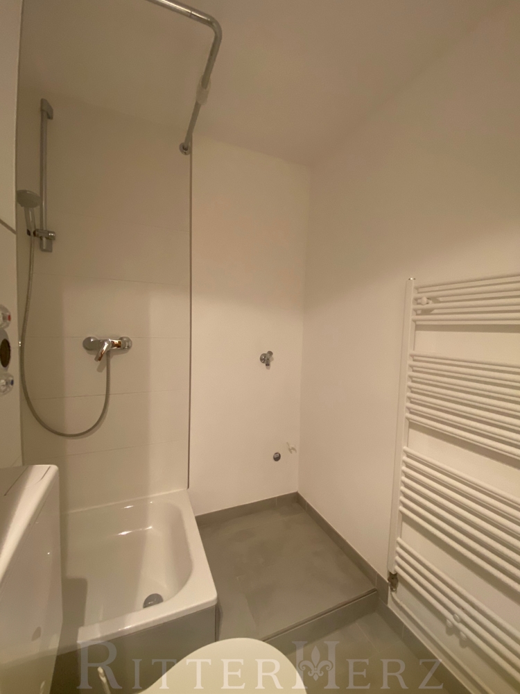 Im Bad Etagenwohnung M�nchen / Schwabing