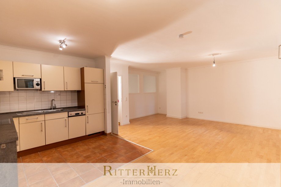 EG - Wohnen/Essen/Kochen Maisonettewohnung M�nchen