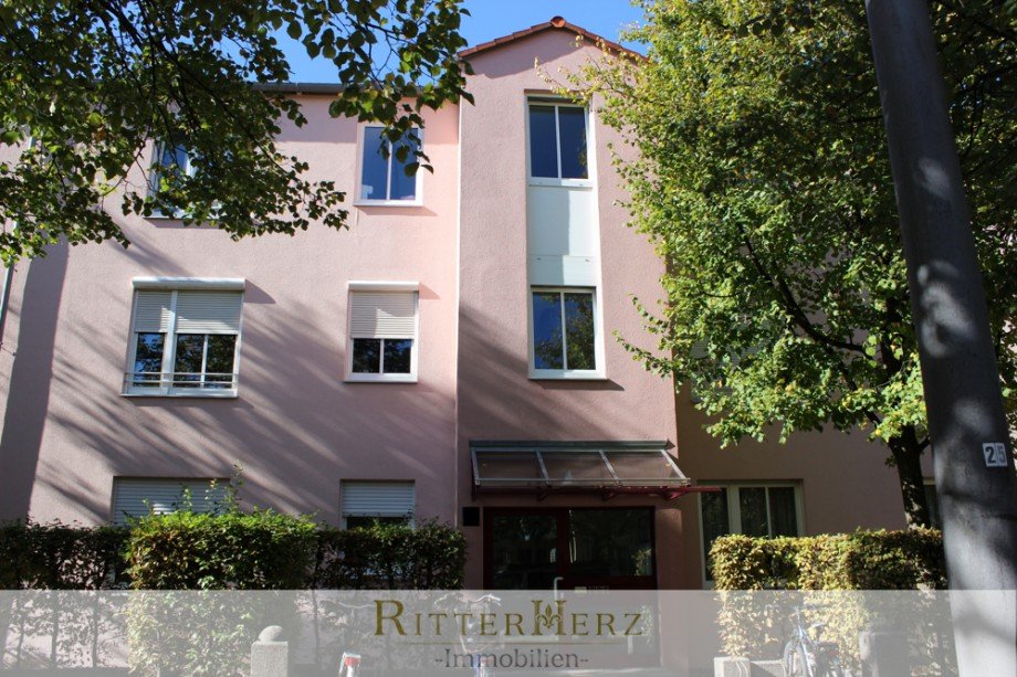 Hausansicht Ostseite Etagenwohnung M�nchen / Freimann