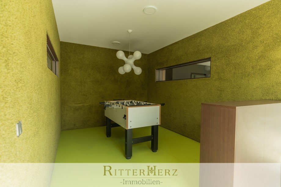 Kicker Raum Etagenwohnung M�nchen / Obersendling