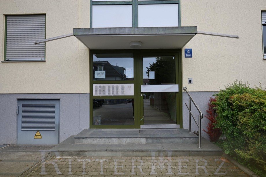 Hauseingang Etagenwohnung M�nchen