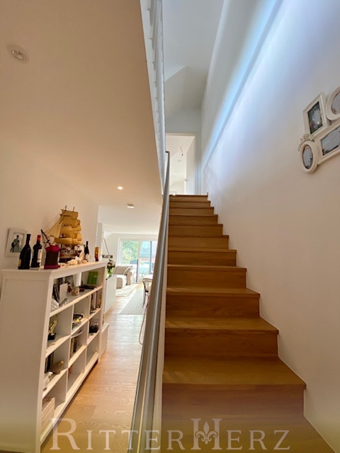  Dachgeschosswohnung M�nchen / Hadern