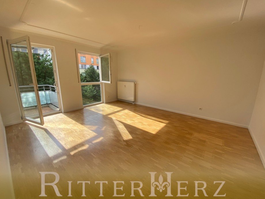  Dachgeschosswohnung M�nchen / Am Hart