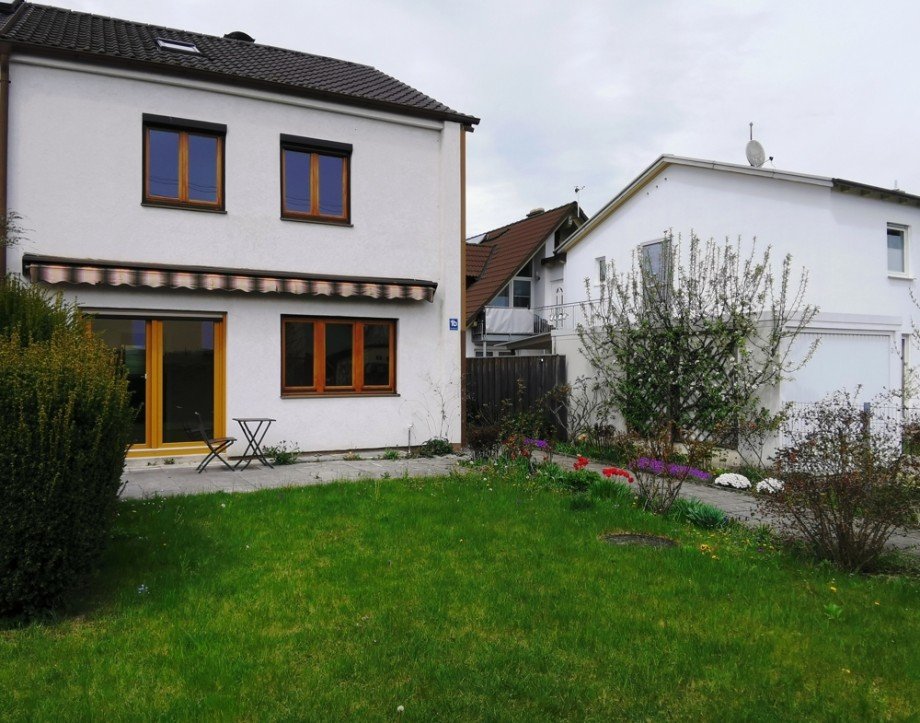 Gartenimpressionen Reiheneckhaus Germering / Harthaus