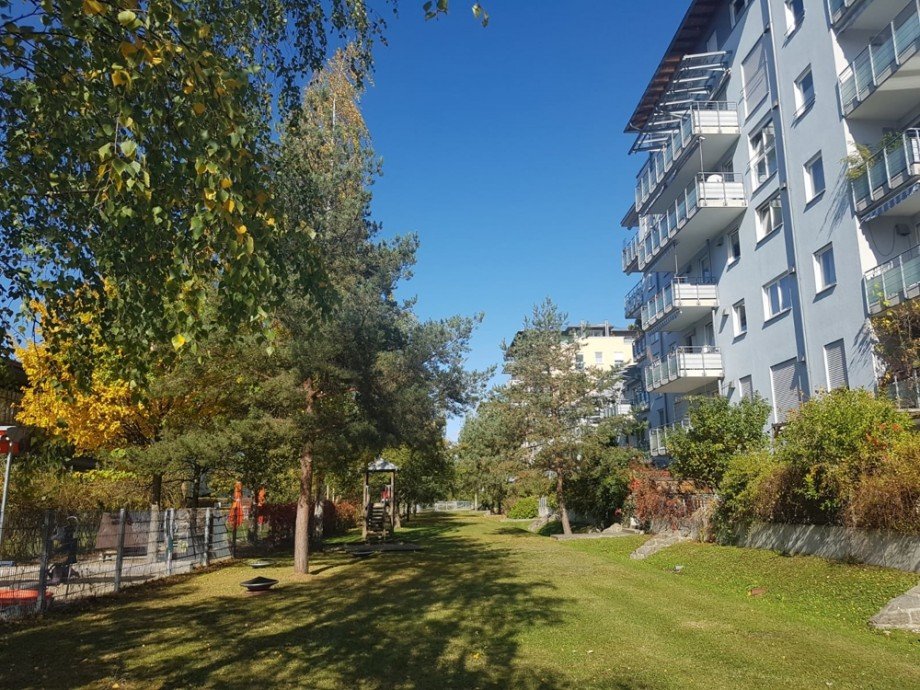  Dachgeschosswohnung M�nchen / Am Hart