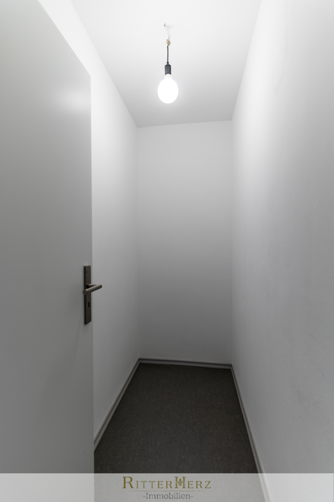 Abstellkammer Etagenwohnung M�nchen / Kleinhadern
