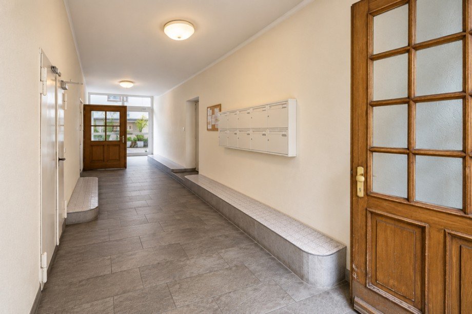 Separater Zugang zum Aufzug/Innenhof Einzelhandel M�nchen