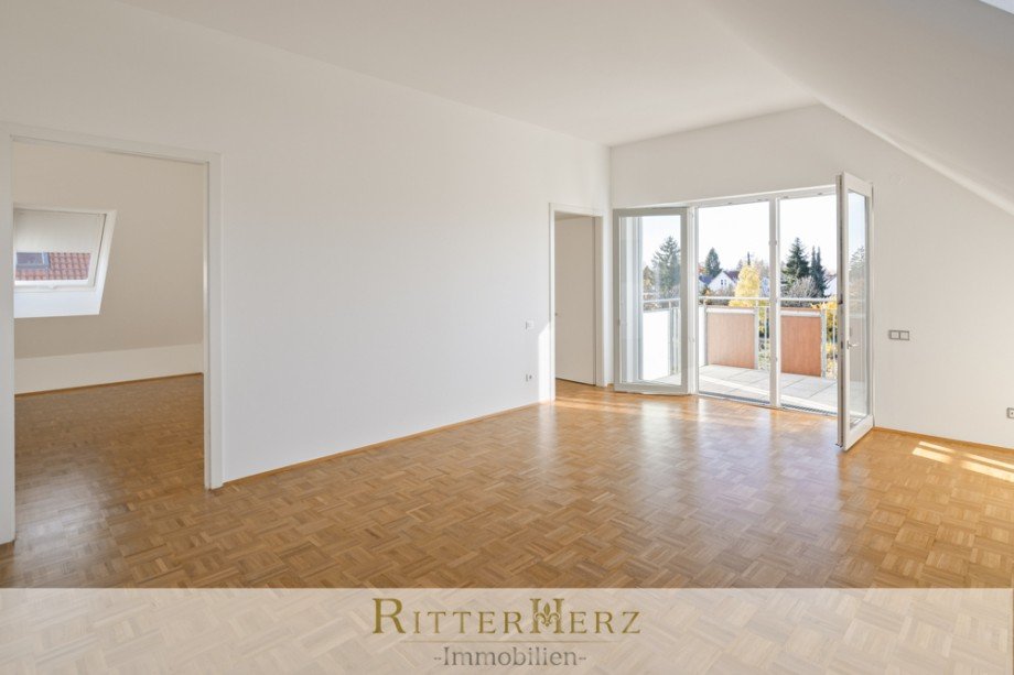 Wohn- und Essbereich Etagenwohnung M�nchen / Trudering-Riem